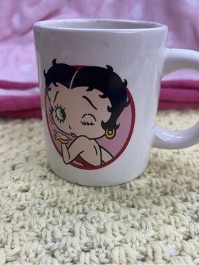2007 Betty boop coffee mug